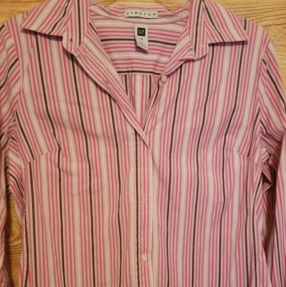 🚩Gap stripe button up top - Picture 4 of 4